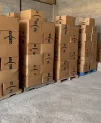 CAJA CON VALOR DE HASTA 499€